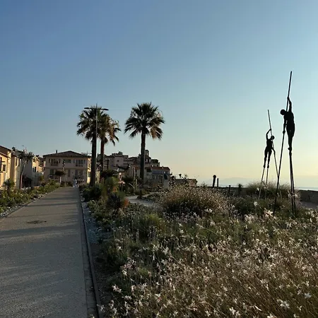 5 Sade - In Old Town * Antibes